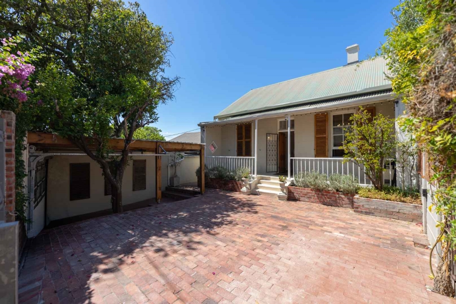 3 Bedroom Property for Sale in Higgovale Western Cape